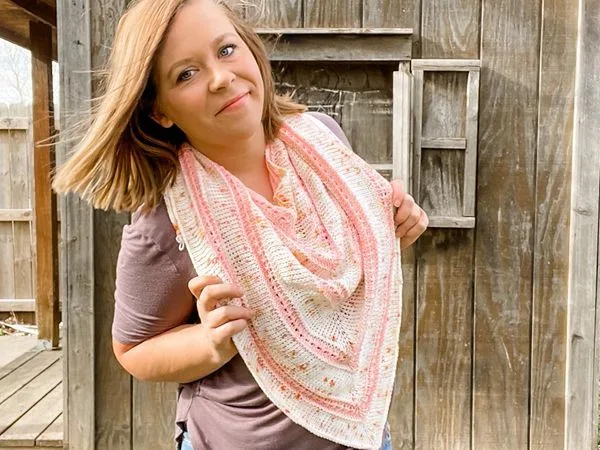 crochet Darling Dahlia Shawl free pattern