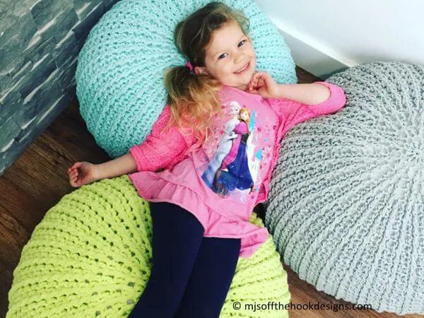 Free Crochet Floor Pouf Tutorial