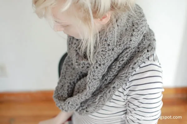 chunky circle scarf