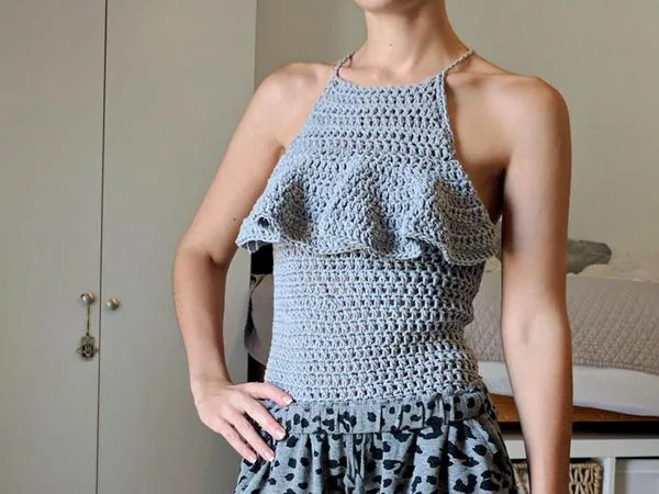 crochet Ruffle Halter Top free pattern