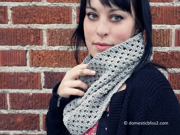 Shell Stitch Crochet Cowl Scarf