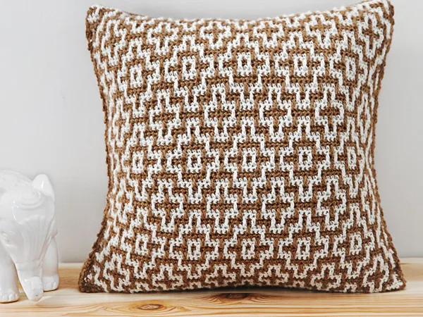 crochet Mosaic Throw Pillow free pattern