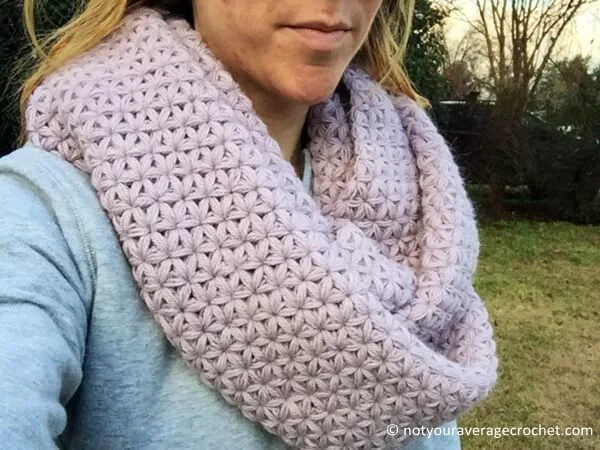 THAI CROCHET COWL