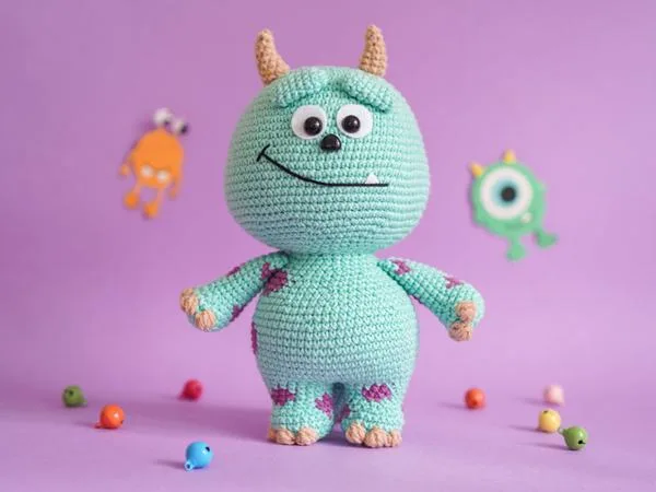 crochet Little Monster easy pattern