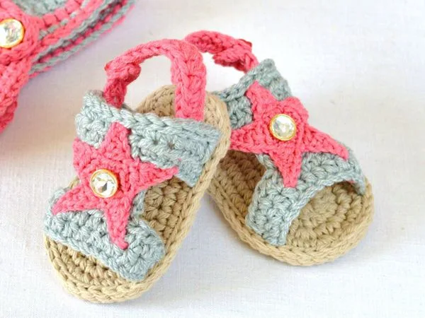 crochet Baby Sandals with Stars easy pattern