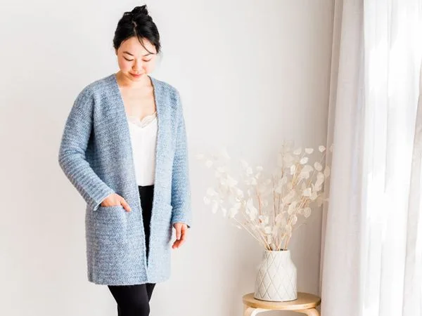 crochet CARDIGAN WITH HIDDEN POCKETS free pattern