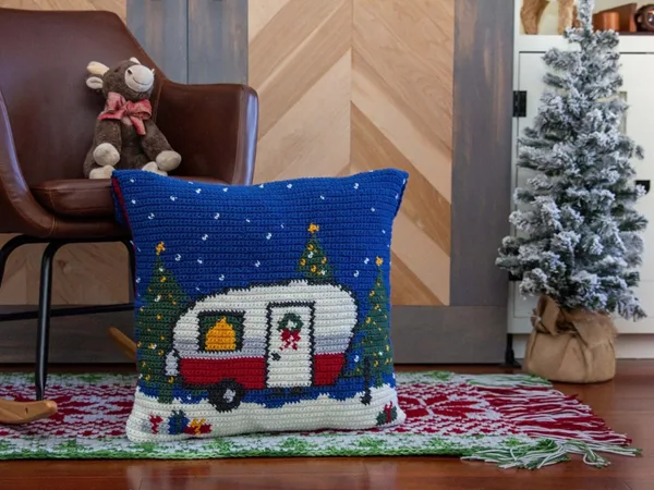 crochet Red Truck Pillow easy pattern