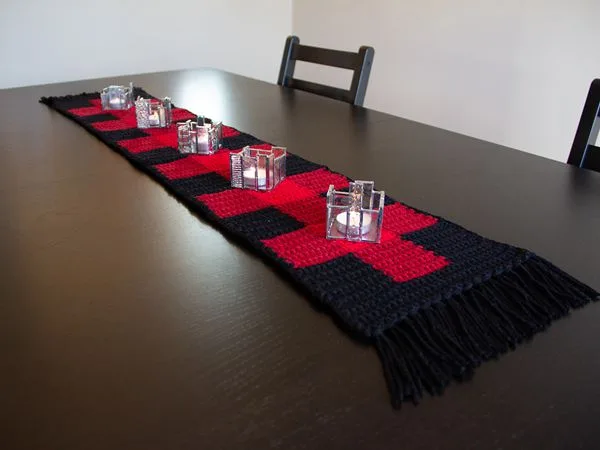 Buffalo Plaid Table Runner