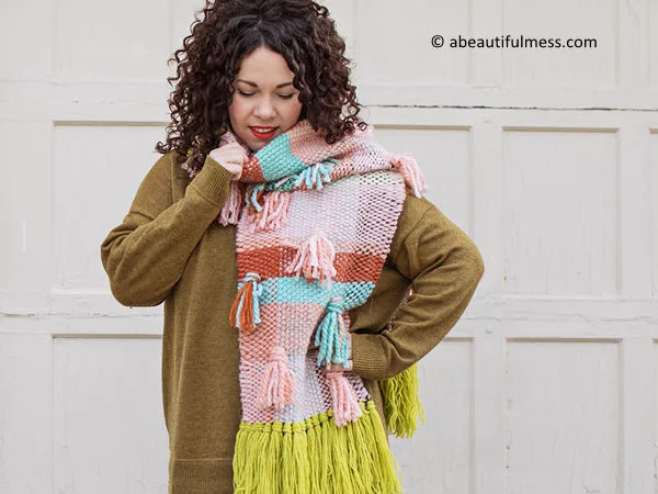 CHUNKY WOVEN SCARF