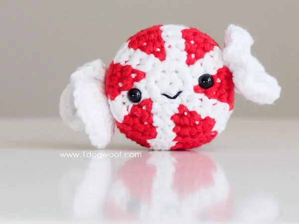 AMIGURUMI PEPPERMINT CANDY CROCHET PATTERN
