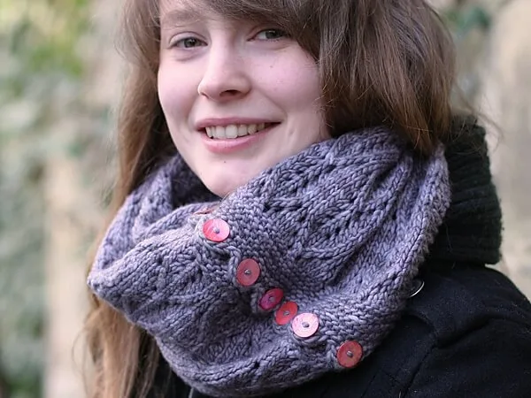 Gothic Lace Cowl