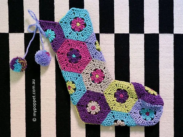 HEXAGON CROCHET CHRISTMAS STOCKING