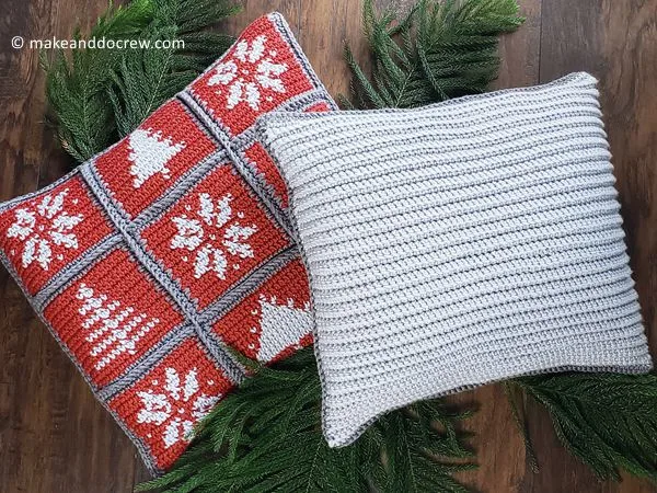 CHRISTMAS TAPESTRY CROCHET PILLOW