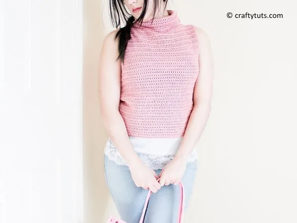 Basic Turtleneck Top