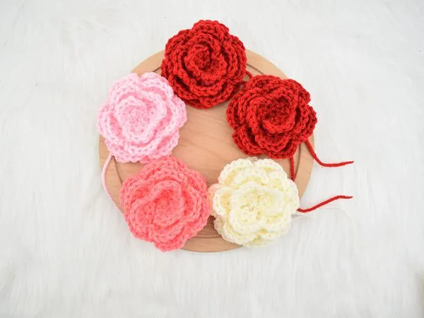 crochet Camellia flower free pattern