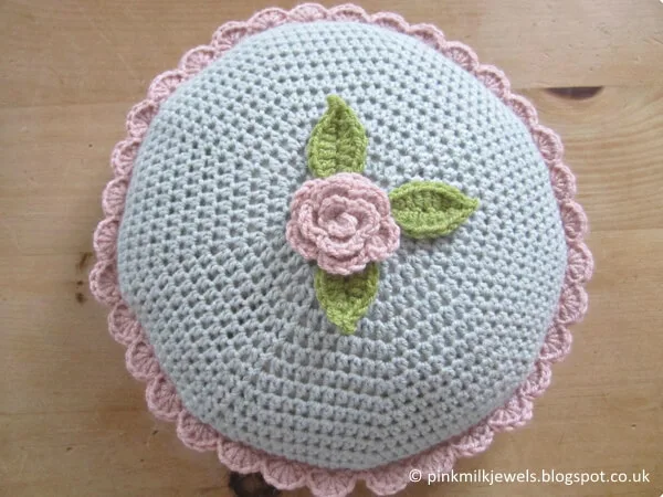 Round Cushion