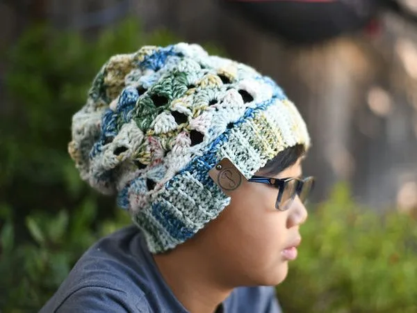 crochet Sea Breeze Slouch Beanie free pattern