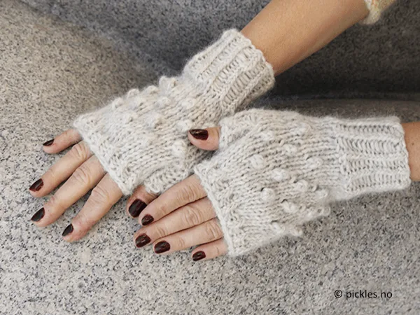 Fingerless Dotty Gloves
