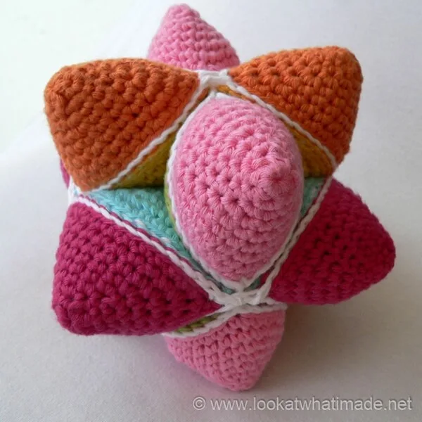 Amish Puzzle Ball