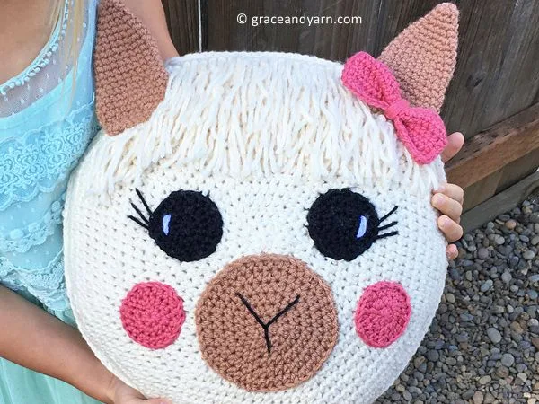 CROCHET Llama Pillow free pattern