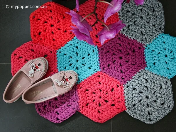 CHUNKY HEXIE RUG