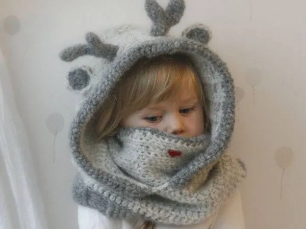 reindeer hooded cowl