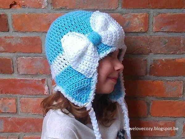 Hat with big bow