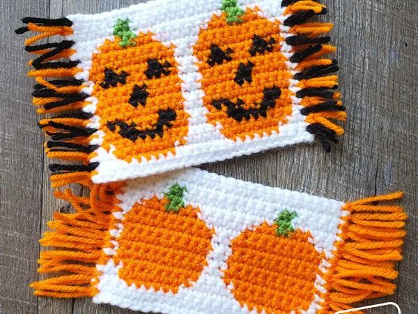 Cute Pumpkins Mug Rugs