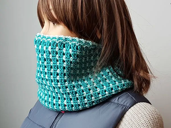 Sea Blues Cowl