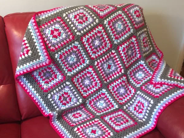 crochet Magic Pink Granny Square Blanket free pattern