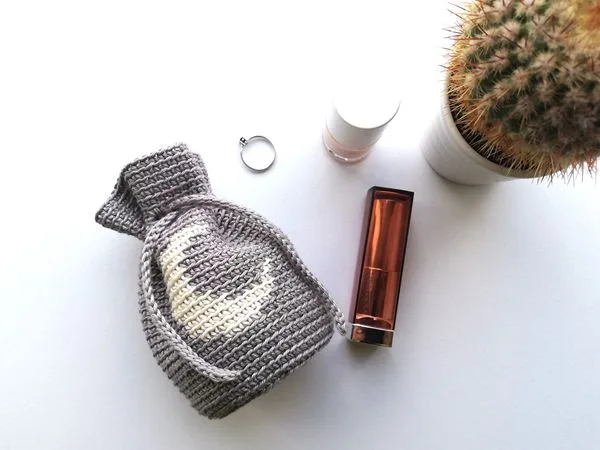 crochet Moon Bag free pattern