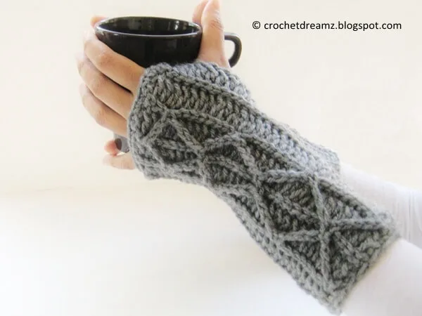Adeline Fingerless Mitts