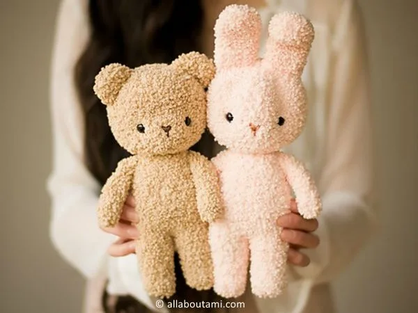 crochet Boucle Bear and Bunny free pattern