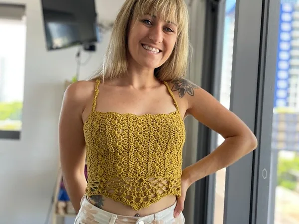 crochet The lotus Top free pattern