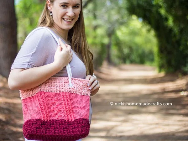 crochet Bobble Basketweave Bag free pattern