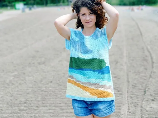 crochet My Happy Place Tee free pattern