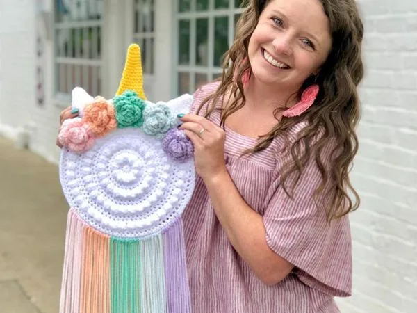 crochet Unicorn Wall Hanger easy pattern