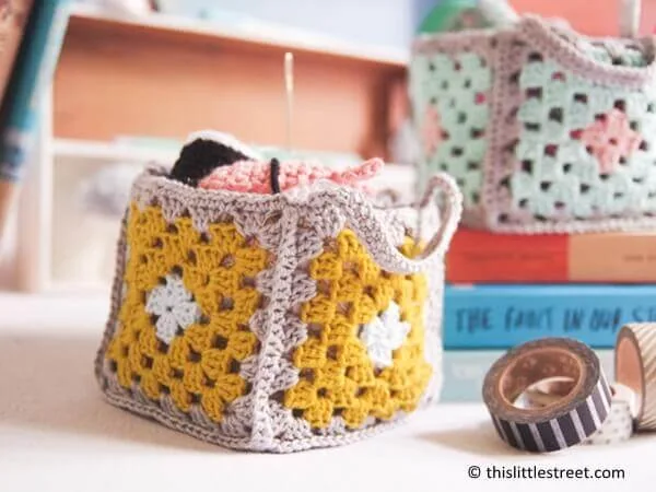Mini Granny Square Baskets