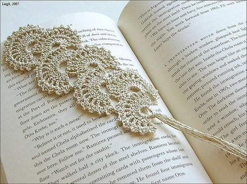 Fan Bookmark