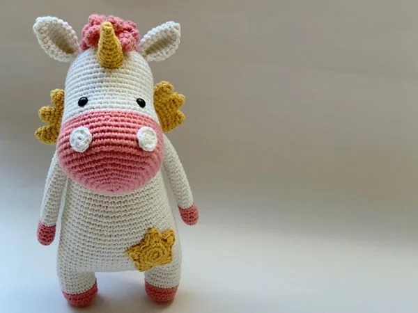 crochet Gigi the Unicorn free pattern