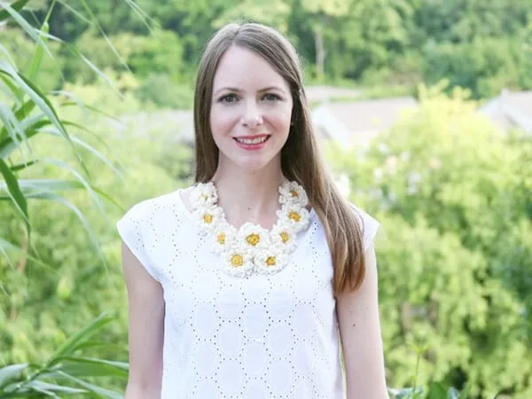 Crochet Daisy Chain Necklace