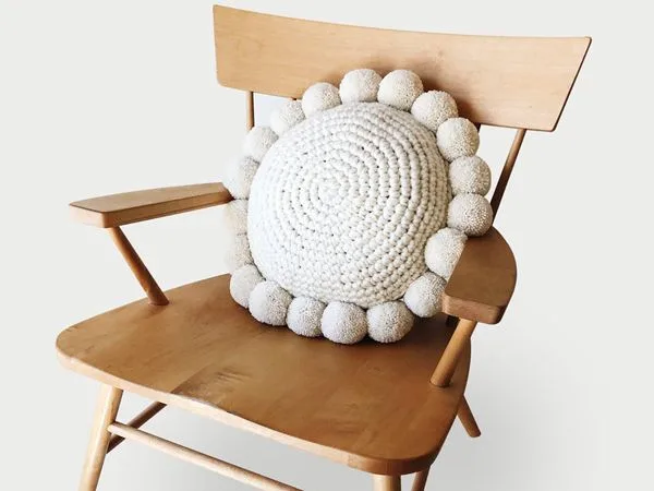 crochet The Pestel Pillow easy pattern