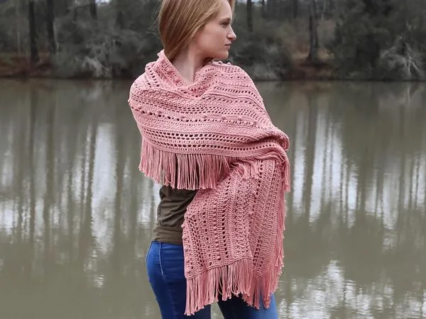 crochet Modern and Beautiful Shawl free pattern