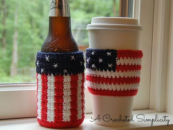 crochet AMERICAN COZY AND COFFEE SLEEVE free pattern