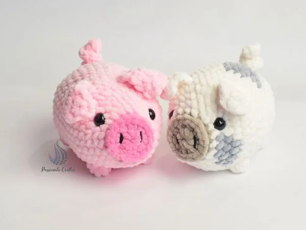 crochet No Sew Chubby Pig free pattern