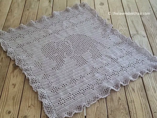 Filet Elephant Blanket
