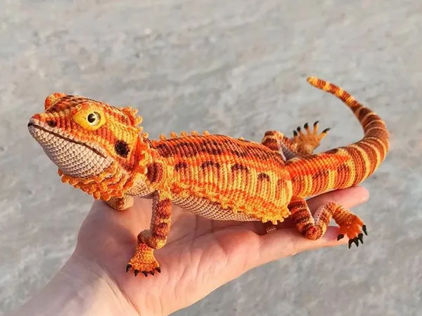 crochet Bearded Dragon easy pattern