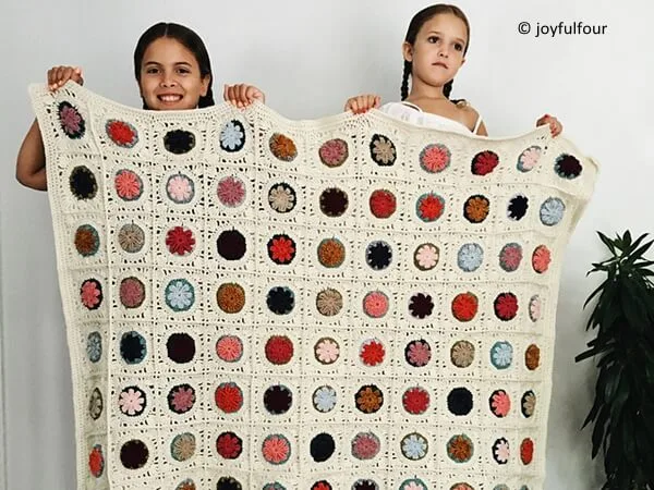 vintage granny puff flower blanket