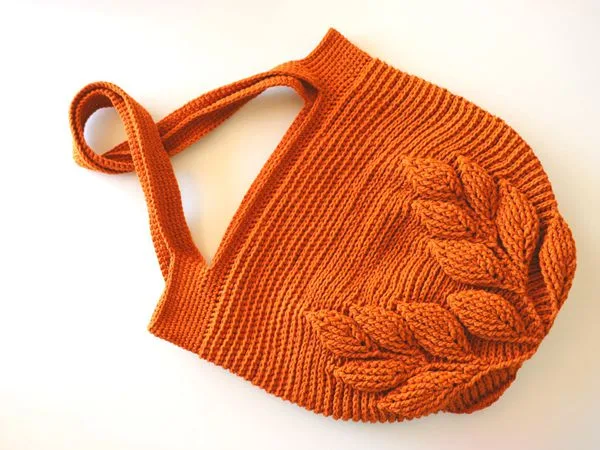 crochet 3D Leaf Bag free pattern