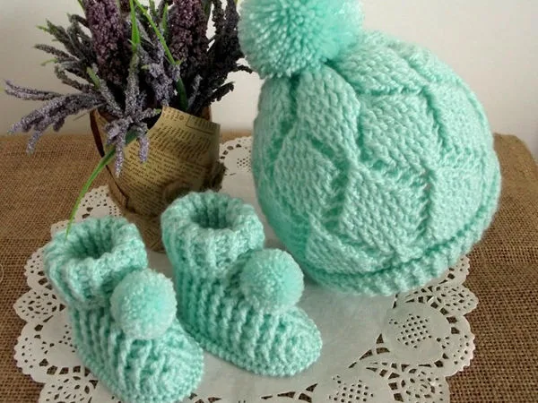 Diamonds Baby set HAT and BOOTIES